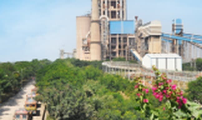 Manufacturing plant and green belt
